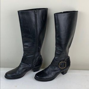 Quality wide calf leather boots made in Brazil.